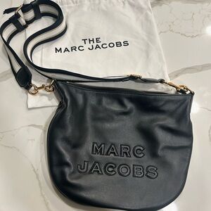 Like new Marc Jacob’s black leather shoulder/crossbody bag